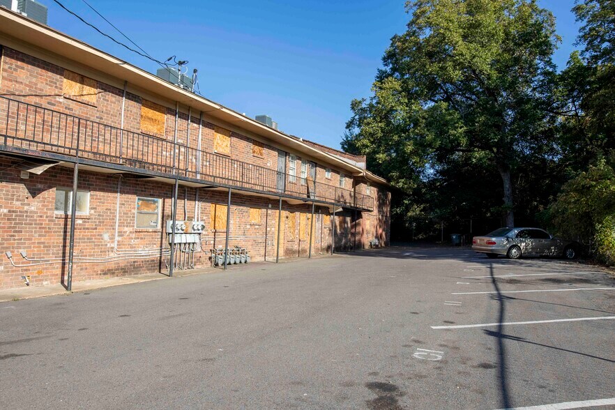 More Photos Of 1716 DuPont Ave, Memphis Apartments For Sale