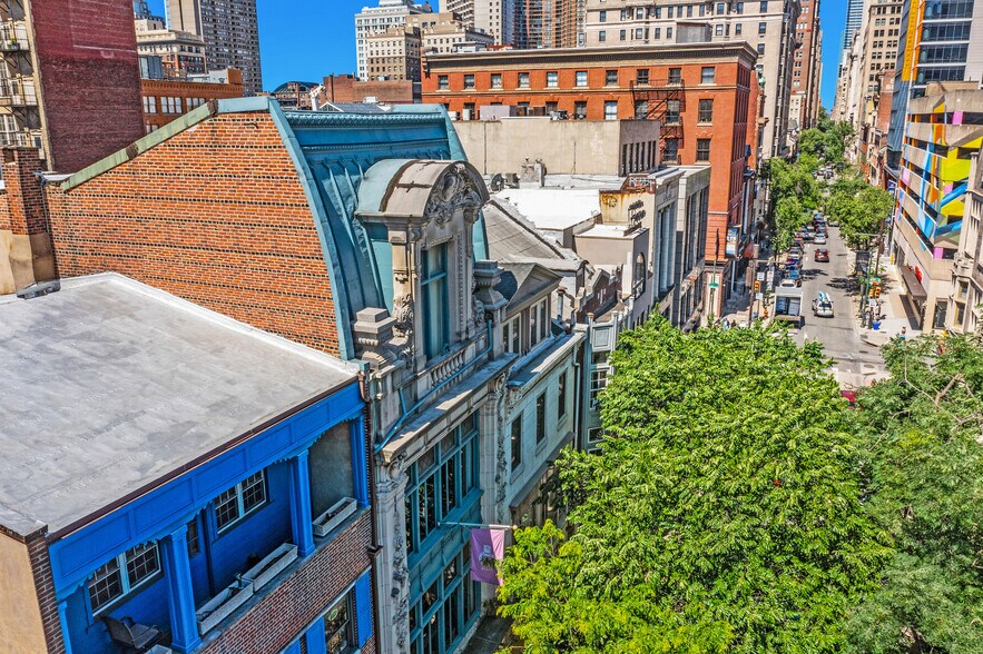 More Photos Of 1118 Walnut St, Philadelphia Storefront Retail Office For Sale