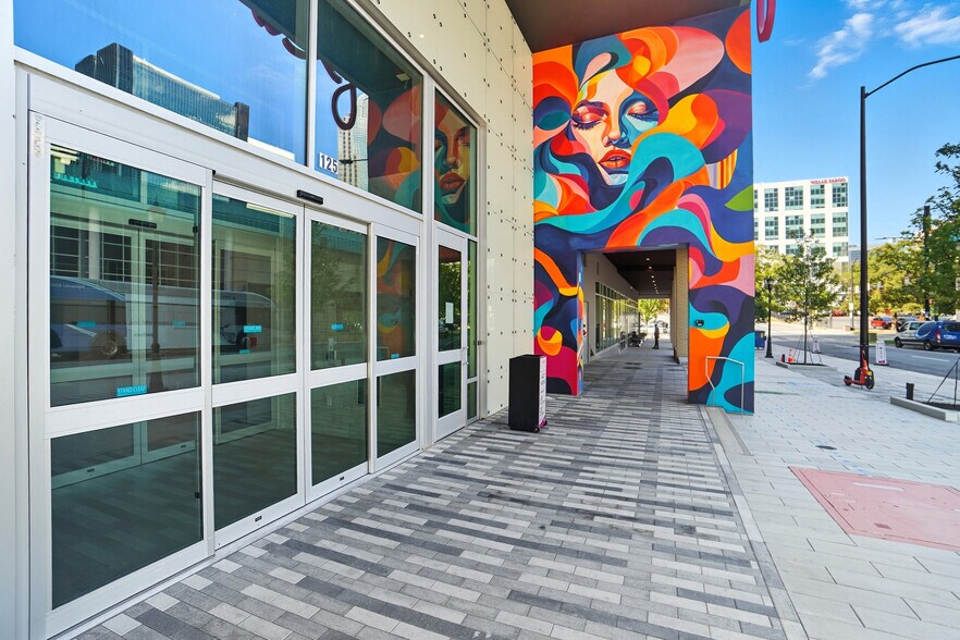 More Photos Of 125 S Brevard St, Charlotte Hotel For Lease