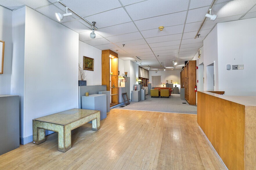 More Photos Of 2029 Madison Rd, Cincinnati Storefront Retail Residential For Sale