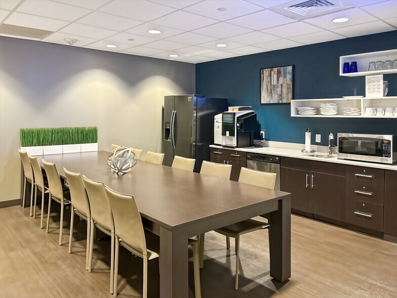 More Photos Of 233 S 13th St, Lincoln Coworking Space