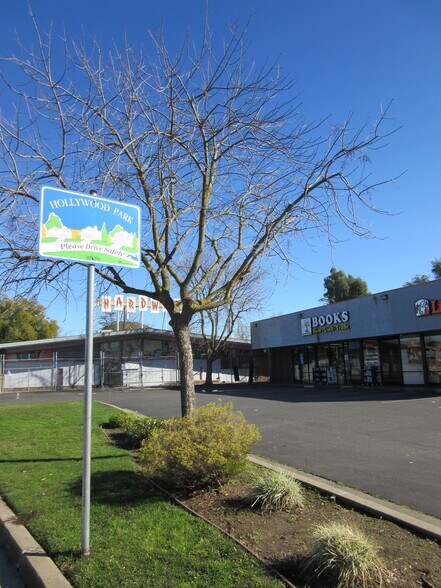 Primary Photo Of 5303 Freeport Blvd, Sacramento Storefront For Sale