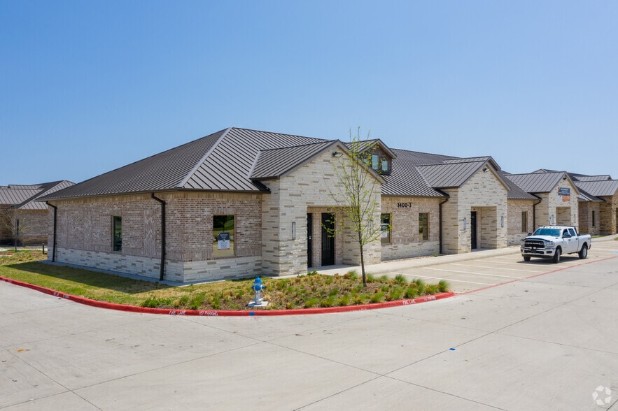 More Photos Of 1400 N Coit Rd, McKinney Unknown For Lease