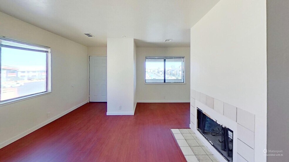 More Photos Of 1932 Lirio Way, Las Vegas Apartments For Sale