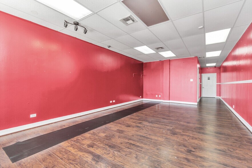 Primary Photo Of 4622 Dacoma Street, Houston General Retail For Sale