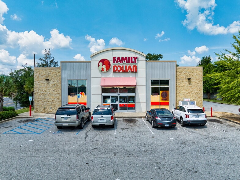 More Photos Of 942 Broad River Rd, Columbia Freestanding For Sale