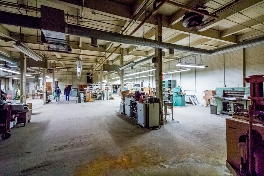 More Photos Of 3800-3812 Euclid Ave, Cleveland Light Manufacturing For Lease