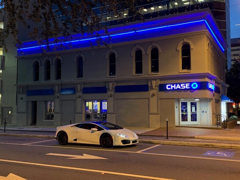 More Photos Of 300 N Franklin St, Tampa Office For Lease