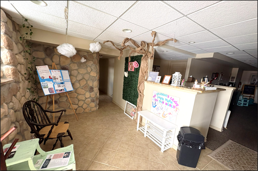 More Photos Of 650 Broadway, Davisburg Office Residential For Sale