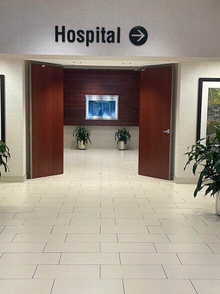 More Photos Of 2996 Kate Bond Rd, Bartlett Medical For Lease