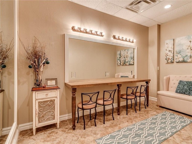 More Photos Of 9101 S Robinson Ave, Oklahoma City Lodge Meeting Hall For Sale