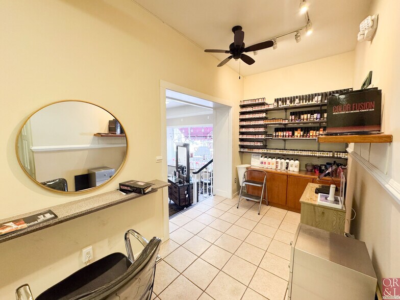 More Photos Of 33-39 N Main St, Wallingford Office For Lease