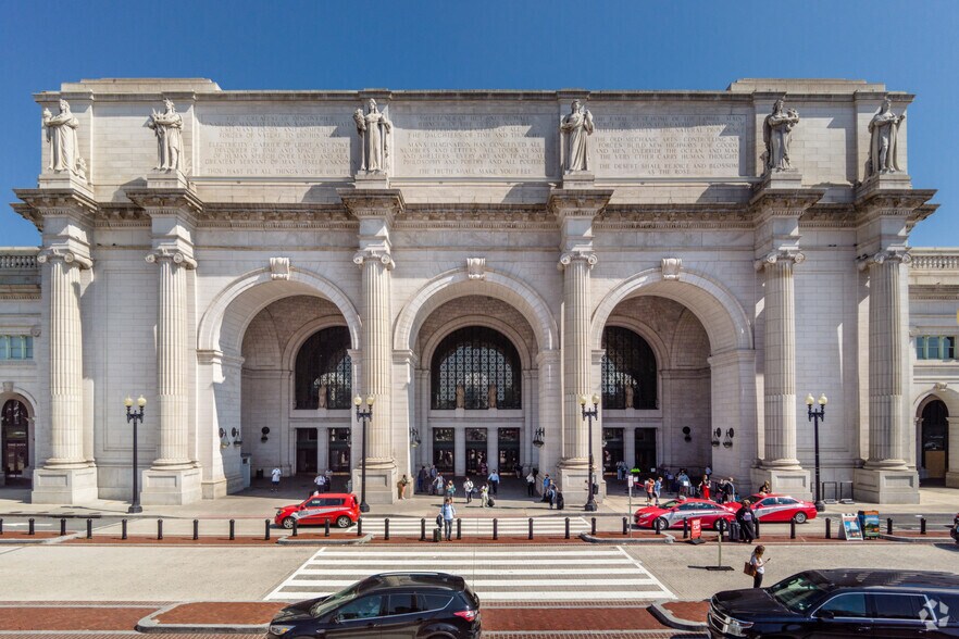 More Photos Of 40-60 Massachusetts Ave NE, Washington General Retail For Lease