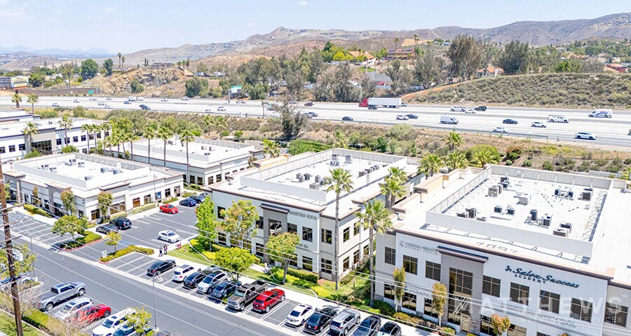 More Photos Of 2083 Compton Ave, Corona Medical For Sale