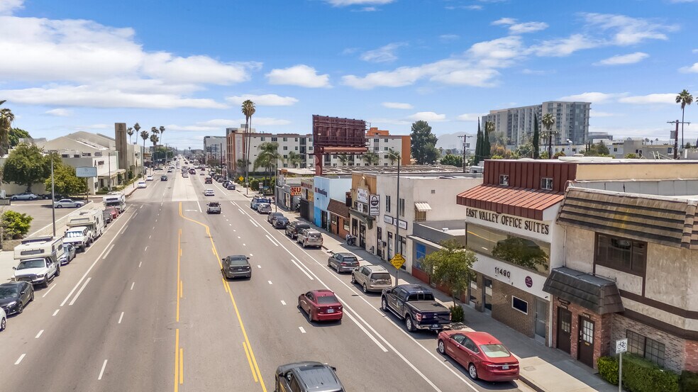More Photos Of 11490 Burbank Blvd, North Hollywood Loft Creative Space For Sale
