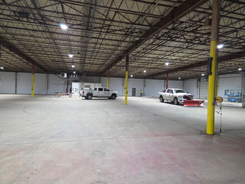 More Photos Of 2911 W Reach Rd, Williamsport Manufacturing For Lease