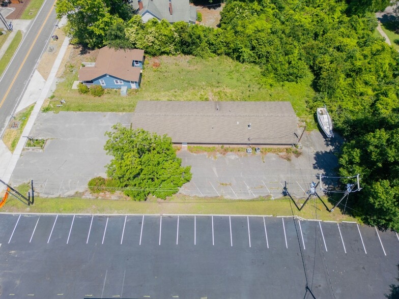 More Photos Of 3421 Wrightsville Ave, Wilmington Storefront Retail Office For Sale