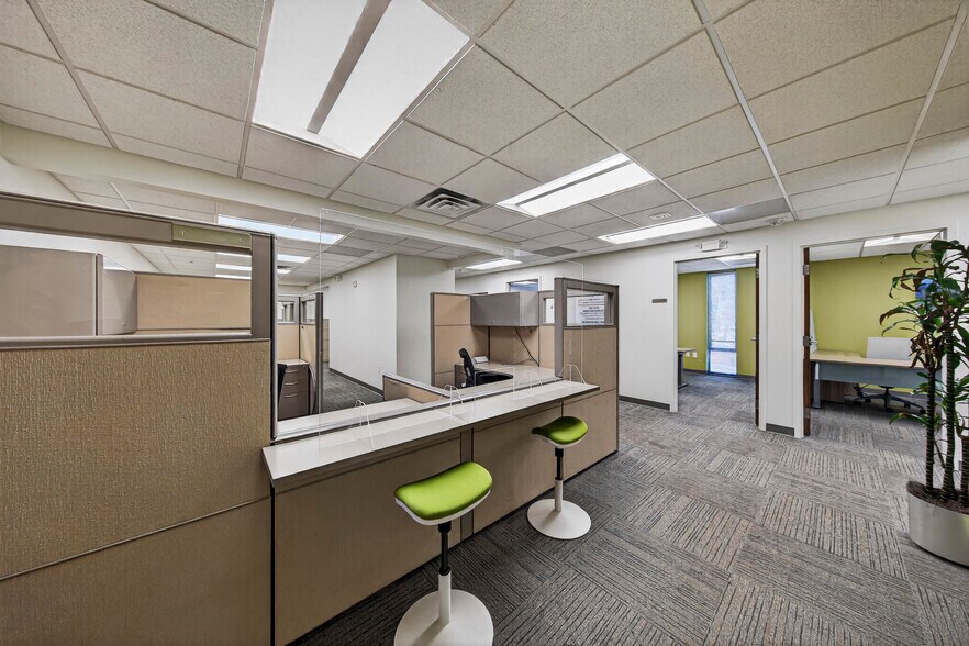 More Photos Of 2101 N Andrews Ave, Fort Lauderdale Office For Lease