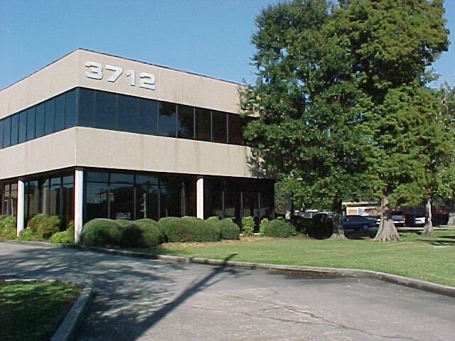 More Photos Of 3712 MacArthur Blvd, New Orleans Medical For Lease