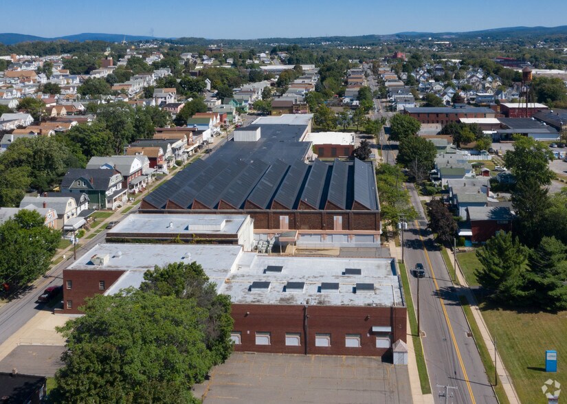 More Photos Of 350-390 N Pennsylvania Ave, Wilkes Barre Warehouse For Sale