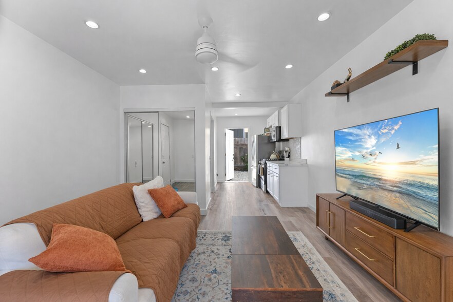 More Photos Of 829 11th St, Imperial Beach Apartments For Sale