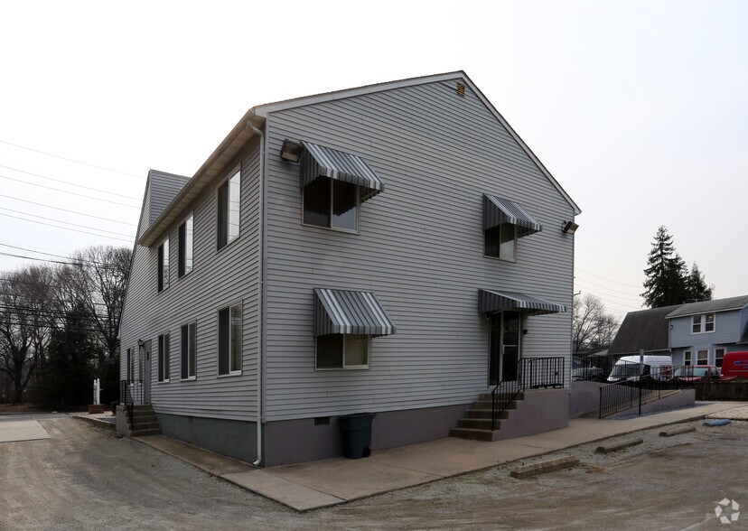 More Photos Of 2821 Haddonfield Rd, Pennsauken Office Residential For Lease