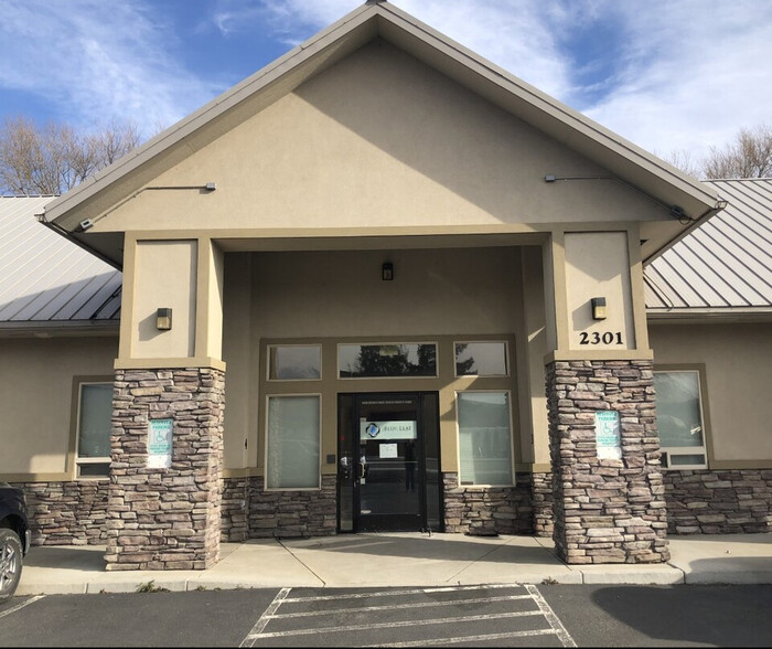 Primary Photo Of 2301 W Dolarway Rd, Ellensburg Office For Lease