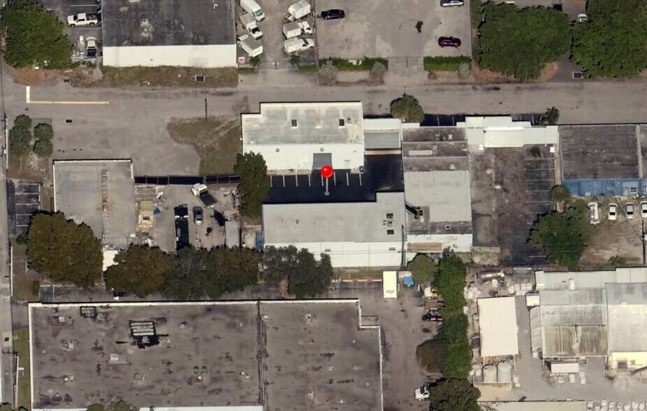 More Photos Of 1120-1140 NW 54th St, Fort Lauderdale Warehouse For Lease