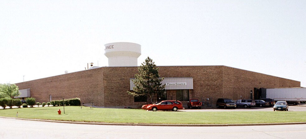 Primary Photo Of 2075-3833 Swanson Ct, Gurnee Warehouse For Lease