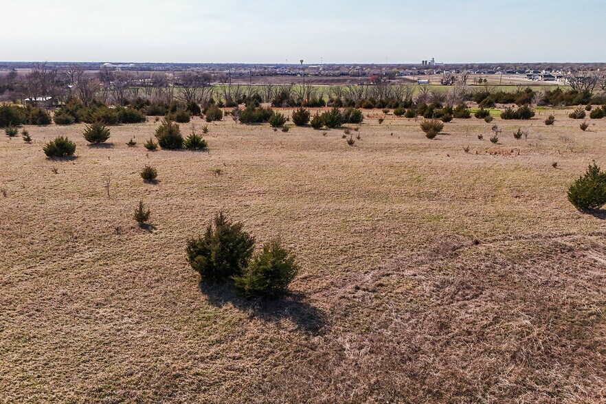 More Photos Of 3.19+/- Acres on Cedar Hill cir, Valley Center Land For Sale