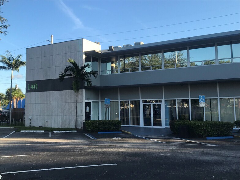 Primary Photo Of 140 S Federal Hwy, Dania Medical For Lease