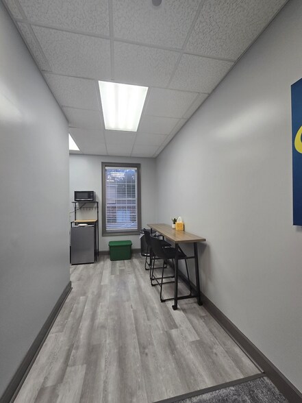 More Photos Of 114 Adris Pl, Dothan Office For Lease