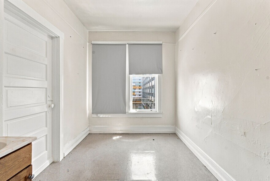 More Photos Of 734-740 Broadway, San Francisco Storefront Retail Residential For Sale