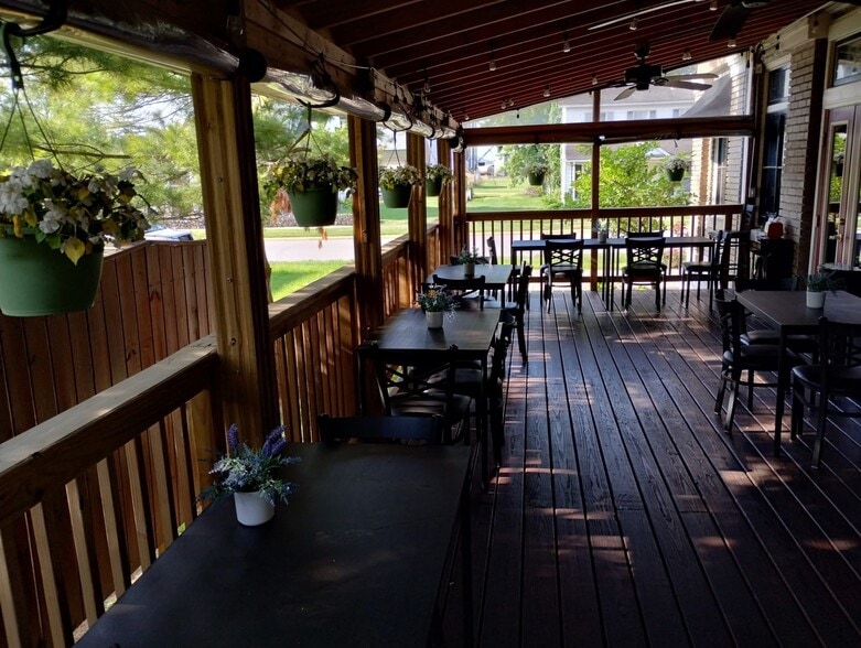 More Photos Of 123 E Main St, Verona Restaurant For Sale