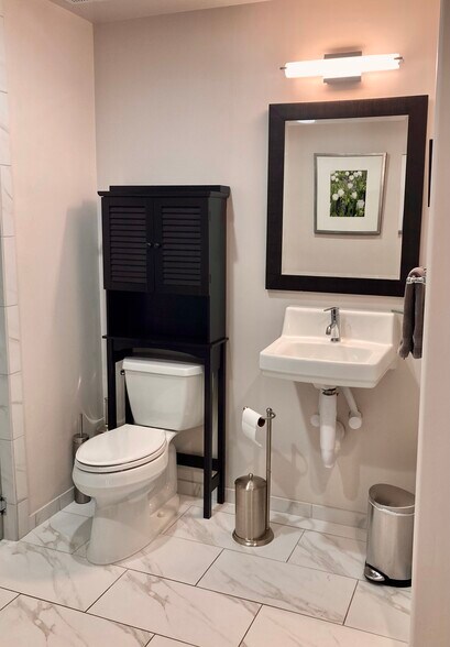 More Photos Of 2550 Highway 82, Glenwood Springs Showroom For Sale