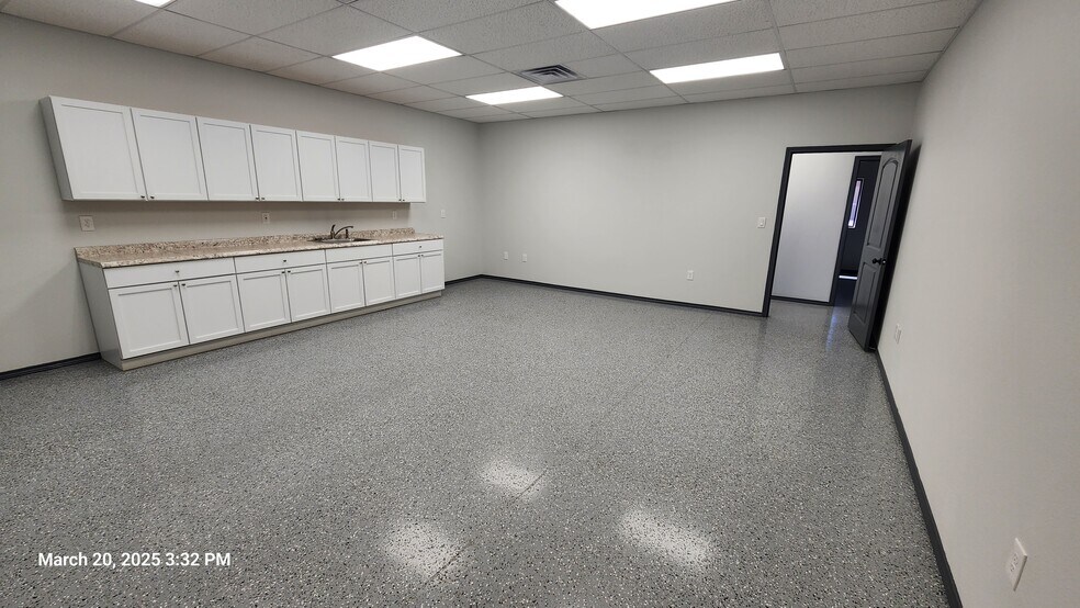 More Photos Of 4516 County Rd 130, Midland Warehouse For Sale