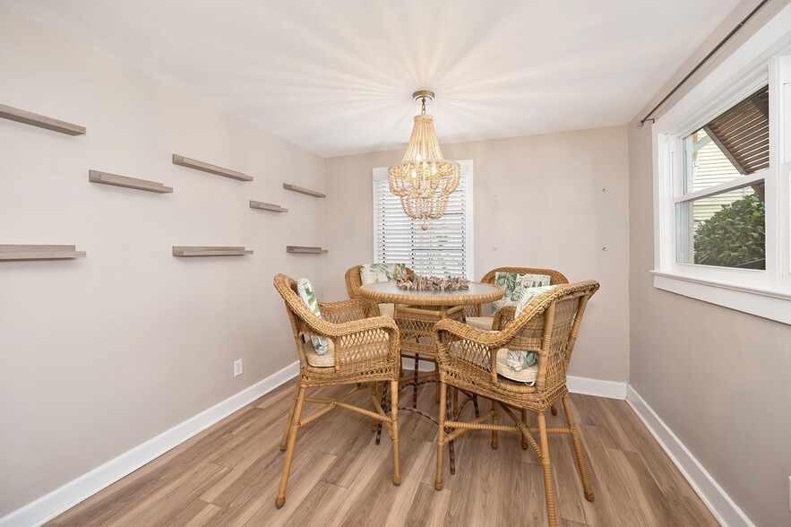 More Photos Of 1512 E Bayview Blvd, Norfolk Freestanding For Sale