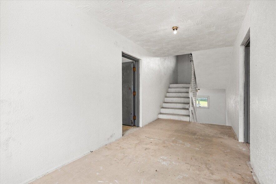 More Photos Of 170 Round House St, Braidwood Apartments For Sale