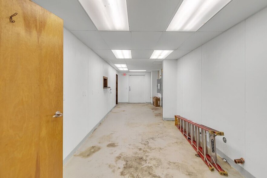 More Photos Of , Ware General Retail For Sale