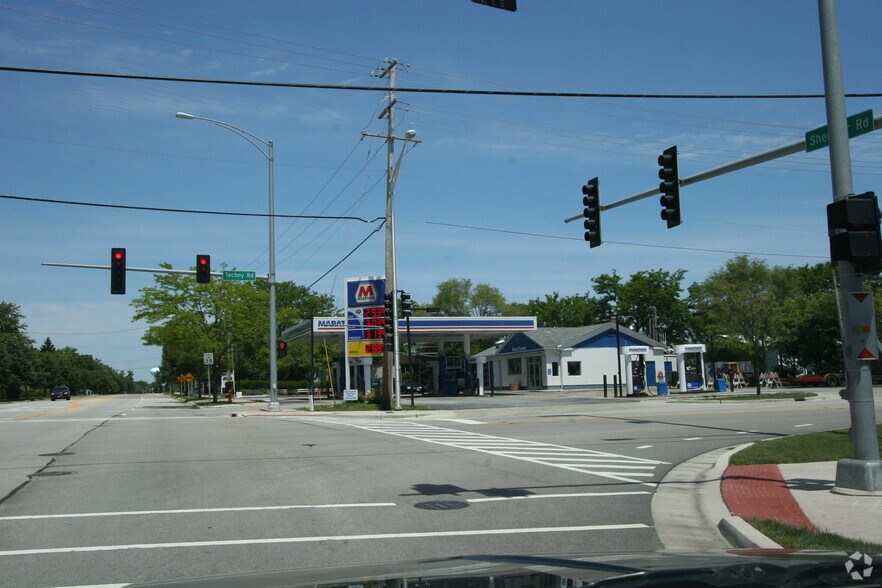 More Photos Of 1975 Shermer Rd, Northbrook Service Station For Sale