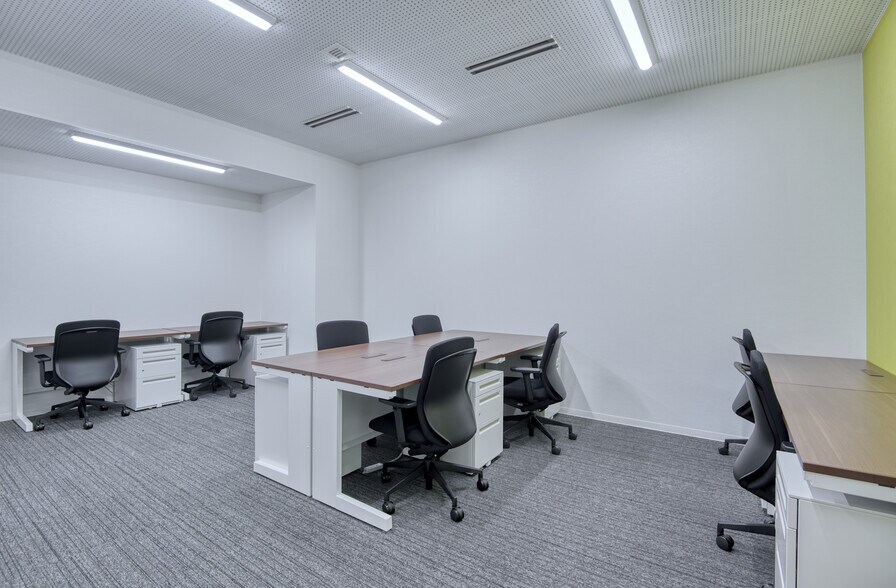 More Photos Of 824 N Market St, Wilmington Coworking Space