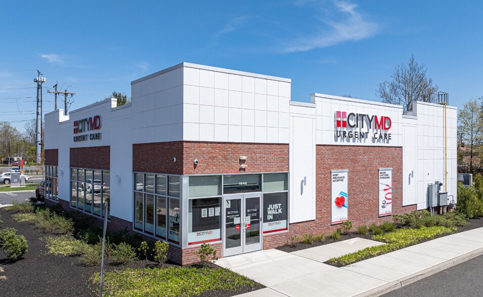 More Photos Of 320 Kings Hwy E, Fairfield Storefront Retail Office For Lease