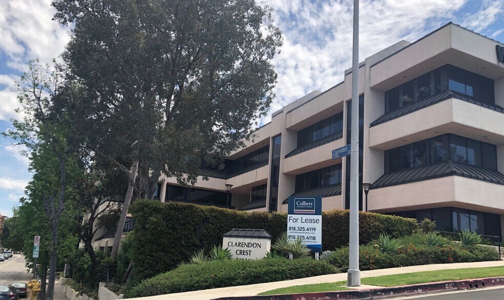 More Photos Of 22144 Clarendon St, Woodland Hills Office For Lease