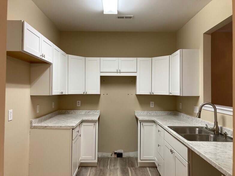 More Photos Of , Raleigh Multifamily For Sale