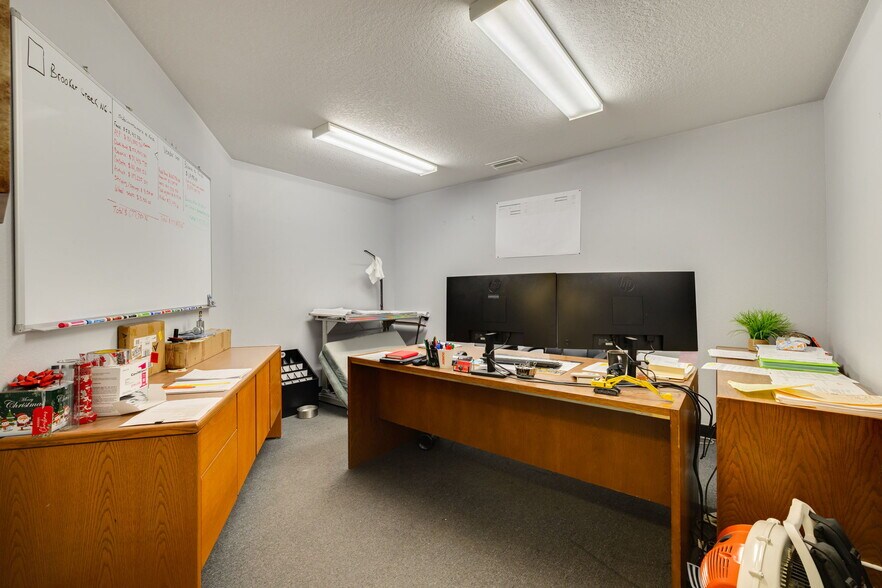 More Photos Of 9914 State Road 52, Hudson Warehouse For Sale
