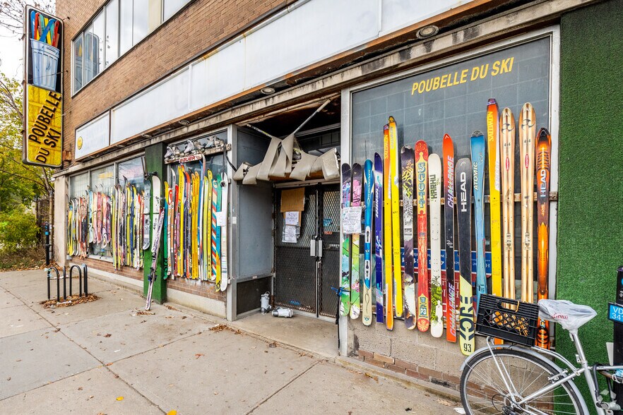 More Photos Of 8278-8290 Boul Saint-Laurent, Montréal Loft Creative Space For Lease