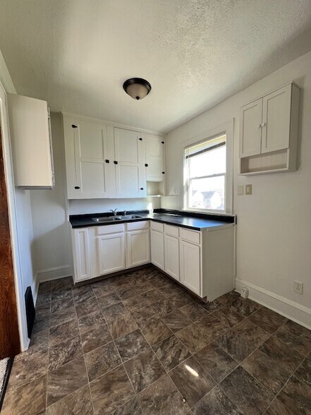 More Photos Of 208 Park Ave SW, Canton Apartments For Sale