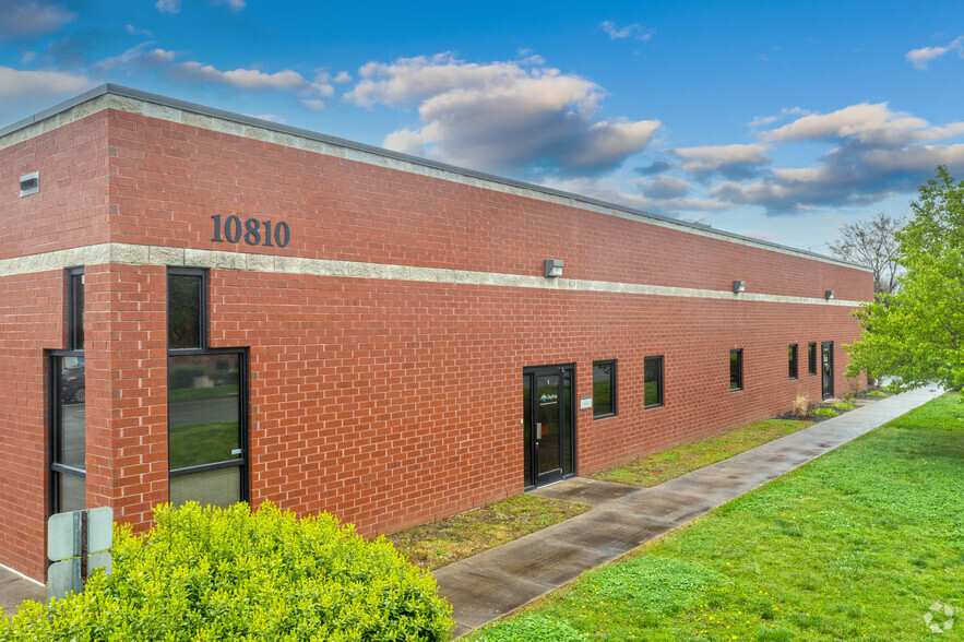 Primary Photo Of 10810 Southern Loop Blvd, Pineville Warehouse For Lease