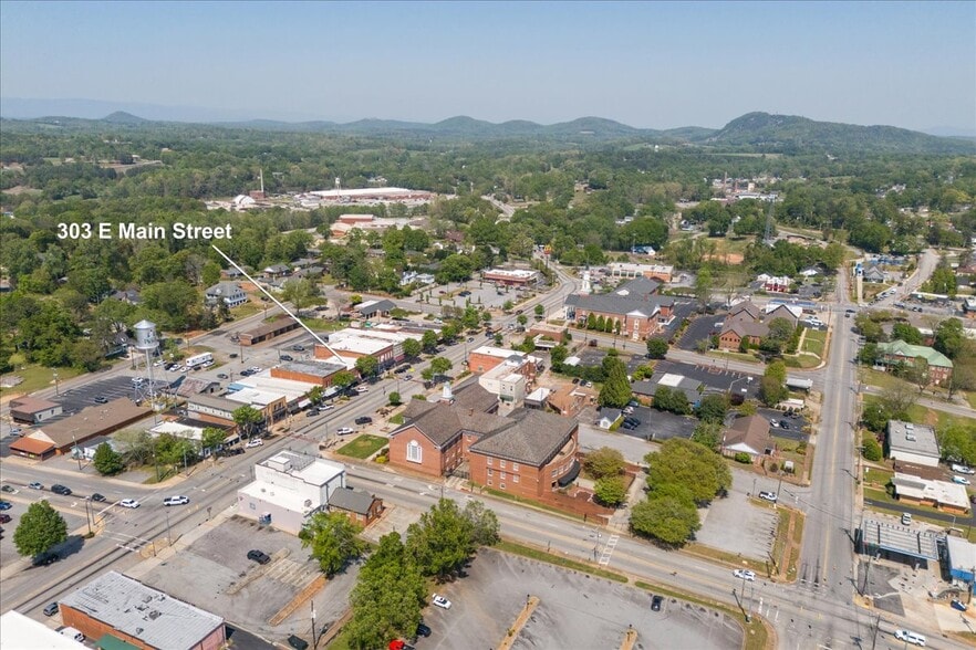 More Photos Of 303 E Main St, Pickens General Retail For Sale