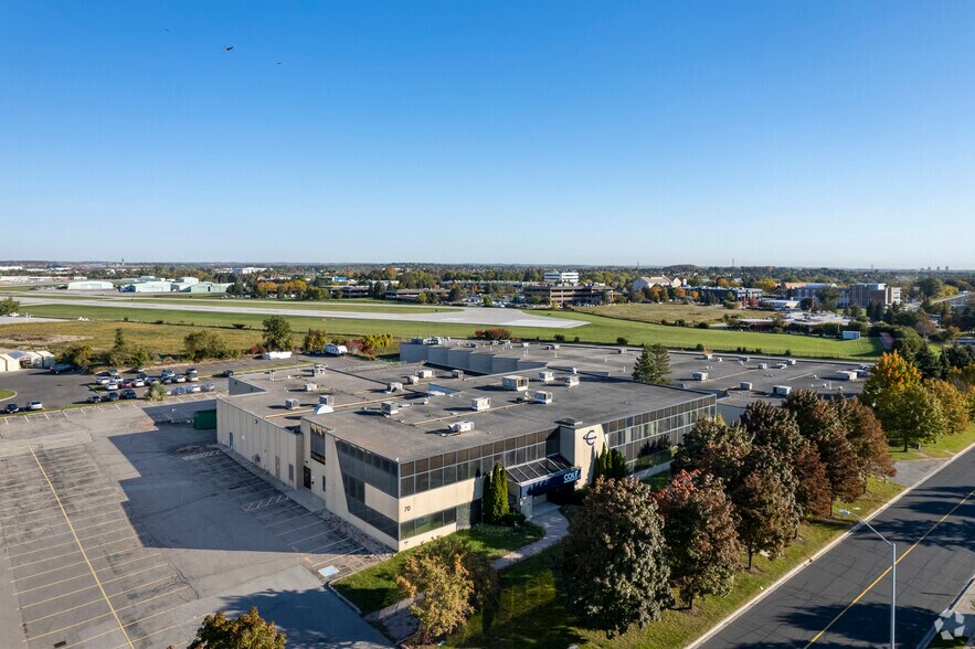 More Photos Of 70 Valleywood Dr, Markham Light Distribution For Lease